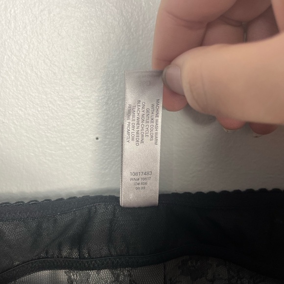 Victorias Secret Pink Satin And Black Lace Pocket Top tie front size 36D - Picture 6 of 7